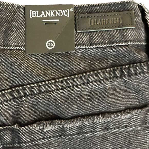 Blank NYC Shorts Womens 26 Washed Black Distressed Denim Mid Rise Button Fly NWT - Picture 3 of 16